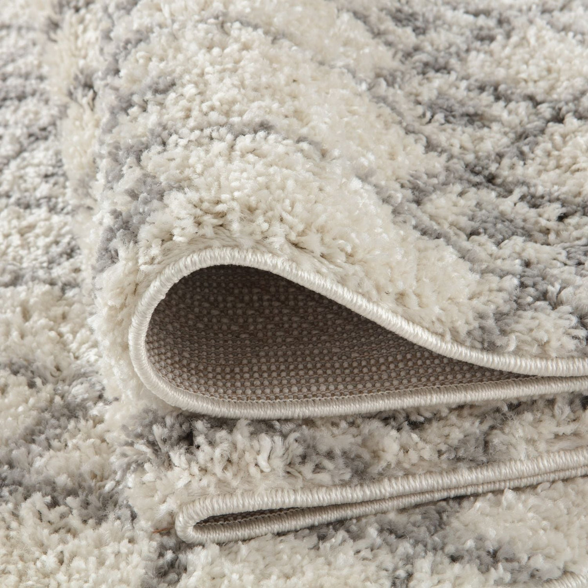 Moroccan Ivory Grey Shaggy Rug | 1000