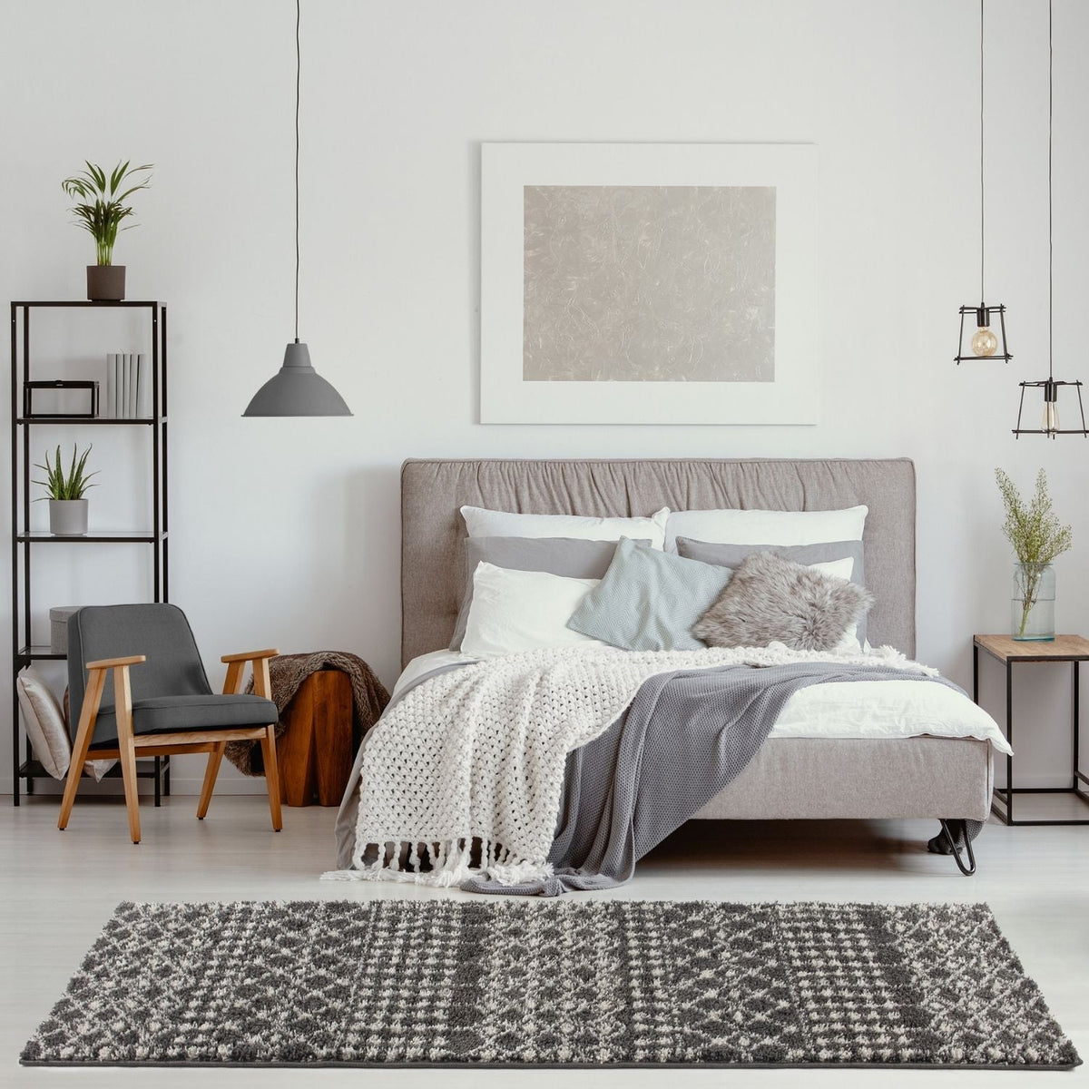 Moroccan Dark Grey Shaggy Rug | 1040