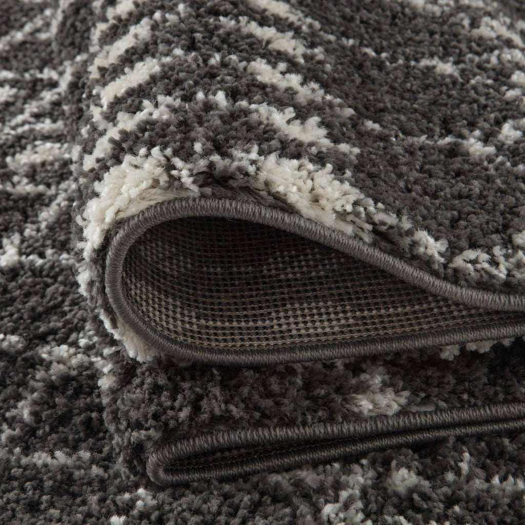 Moroccan Dark Grey Shaggy Rug | 1040