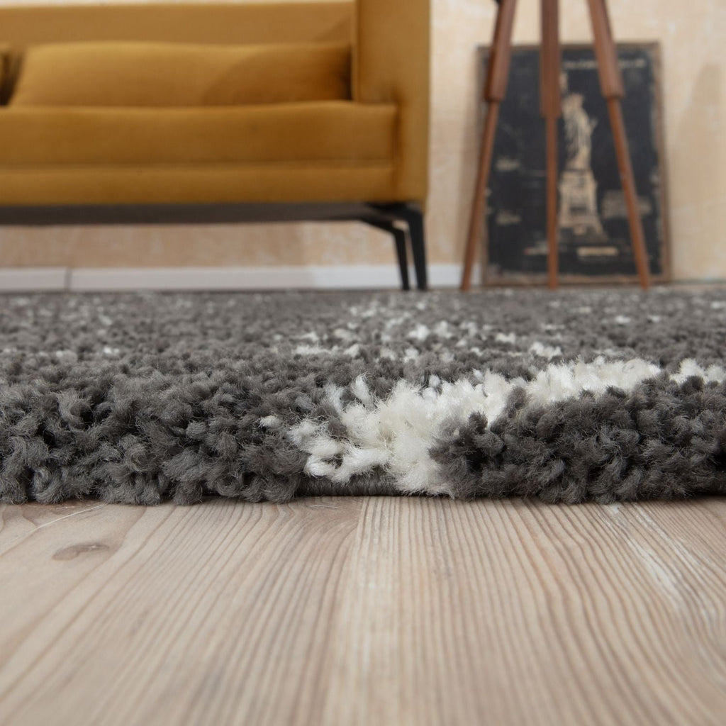 Moroccan Dark Grey Shaggy Rug | 1040