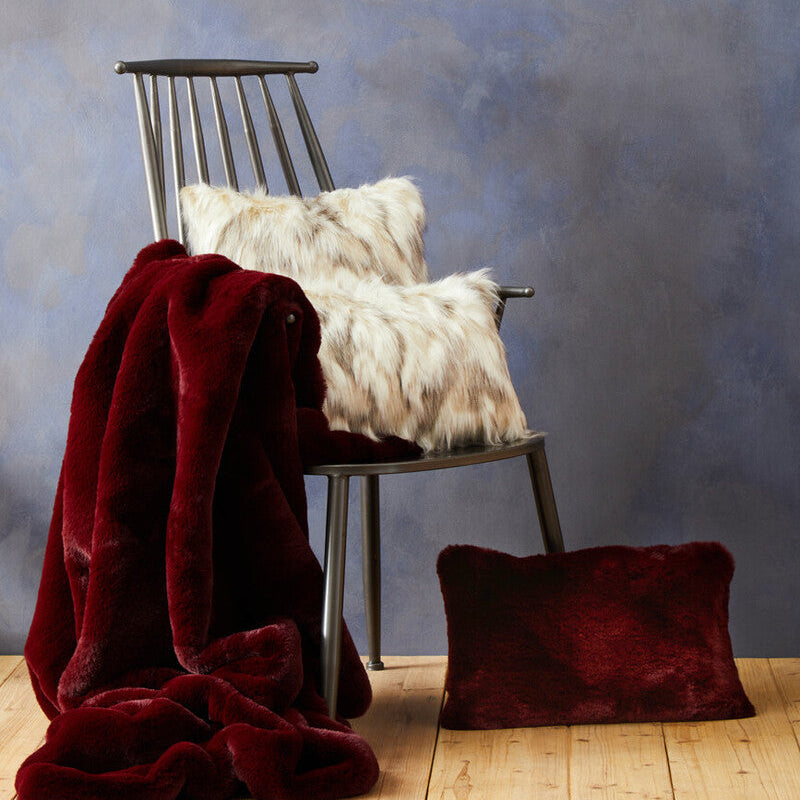 Bosie Natural Rectangular Fur Cushion | Lamina