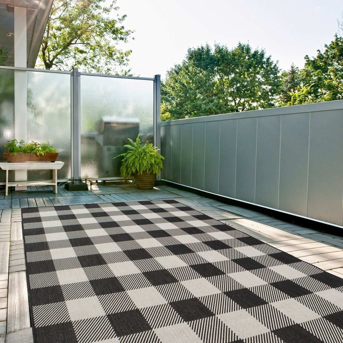 Ecology Outdoor Rug Black | 700BL