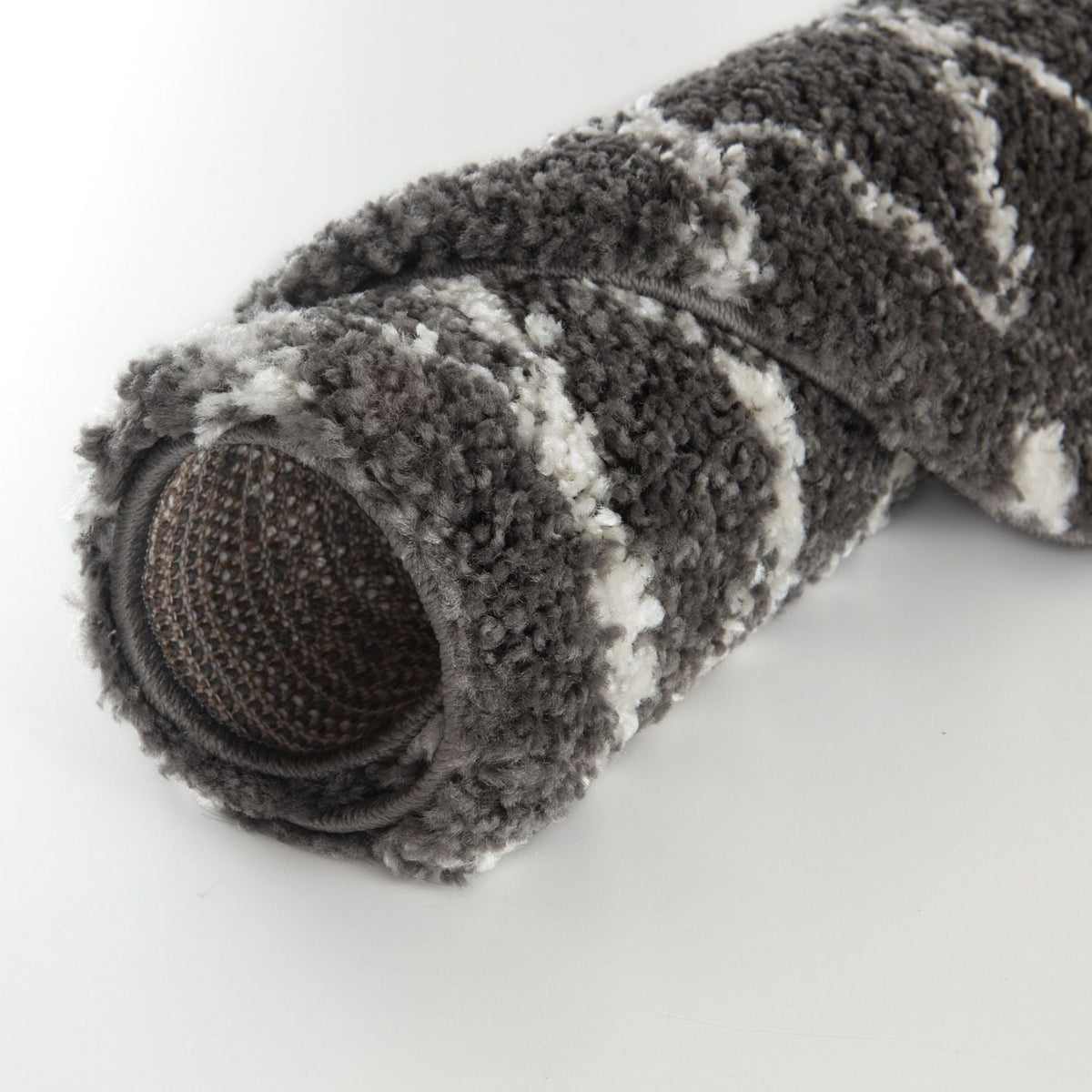 Moroccan Dark Grey Shaggy Rug | 940