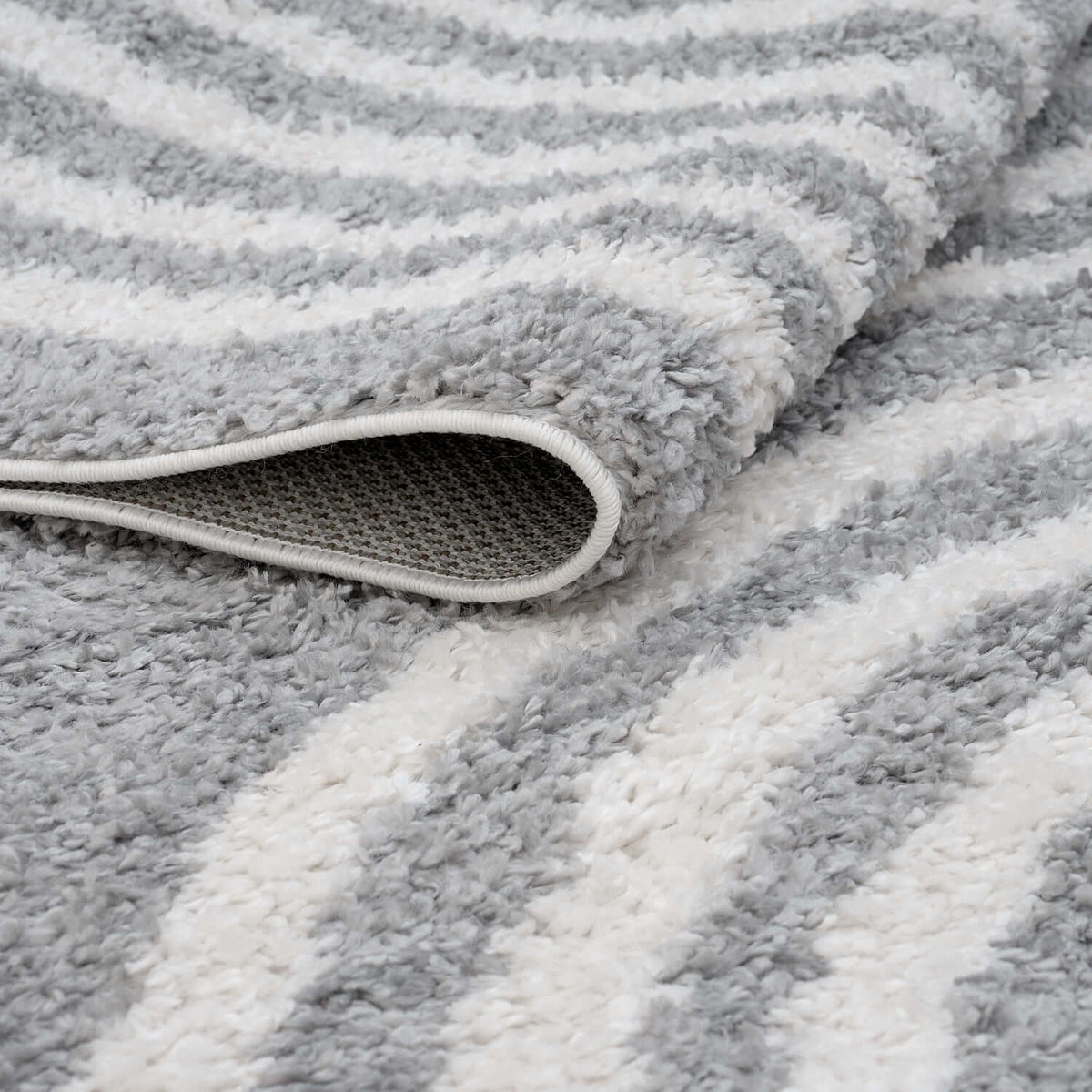Moodi Shaggy Grey Echo Rug