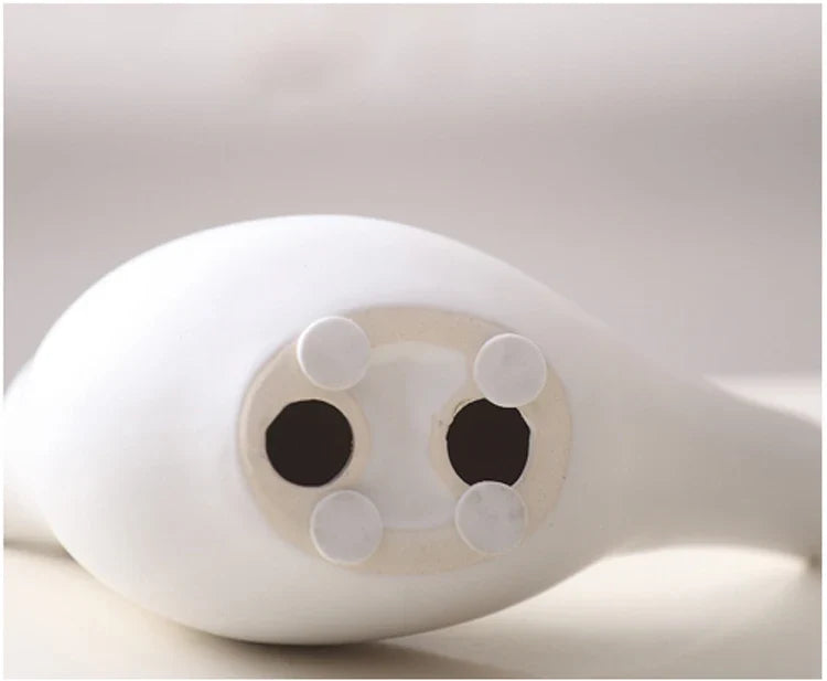 Nordic Ceramic Bird Figurine – Black or White Modern Sculptural Ornament