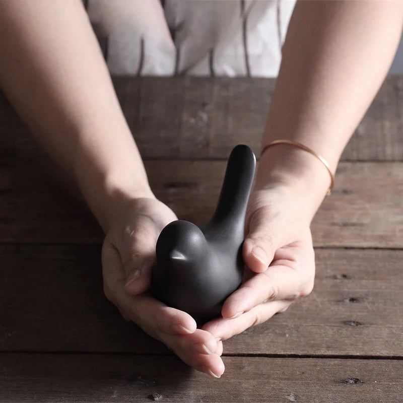 Nordic Ceramic Bird Figurine – Black or White Modern Sculptural Ornament