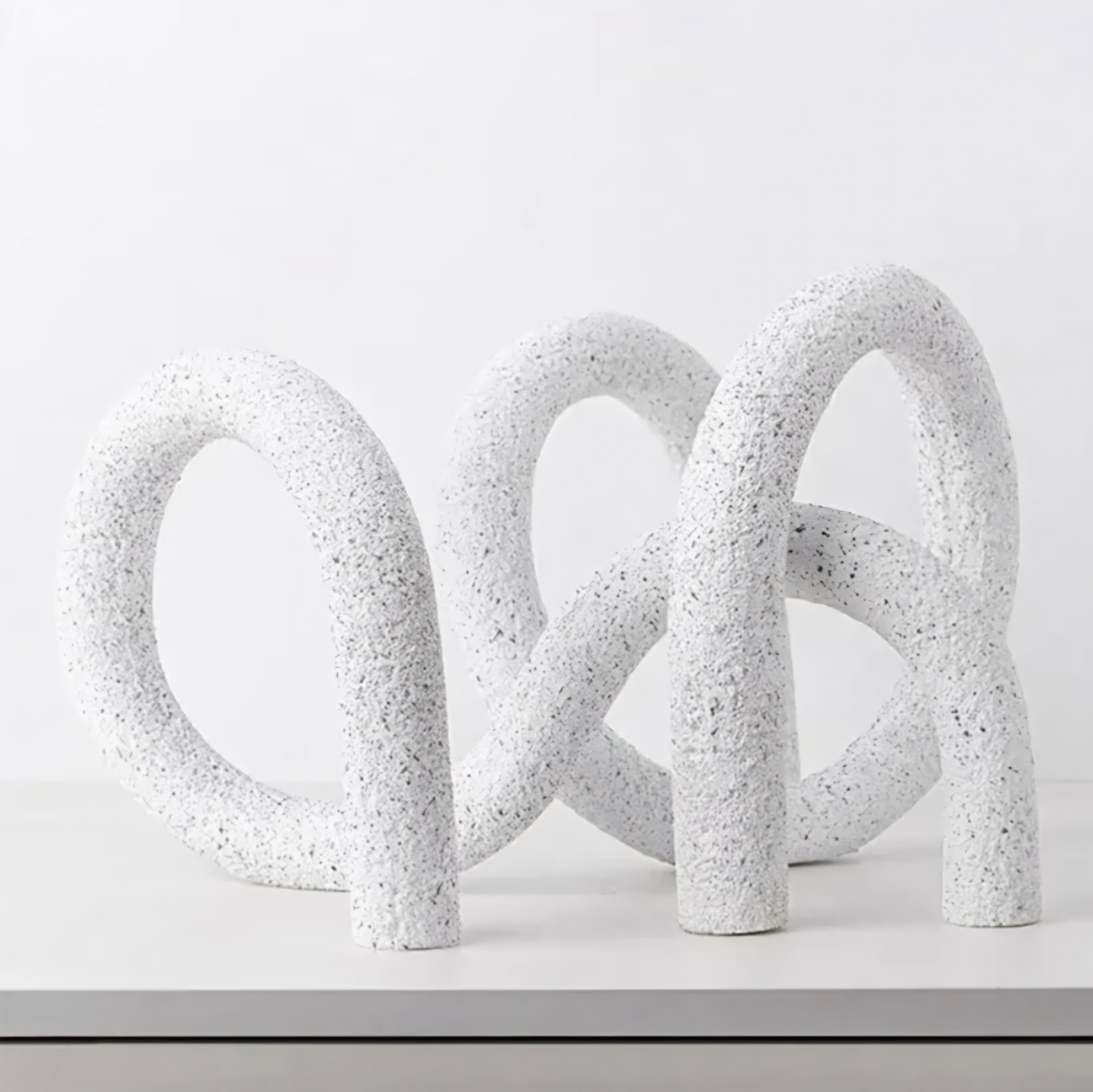Arlo Japandi Minimalist Resin Ornament – Neutral Tone Modern Knot Sculpture