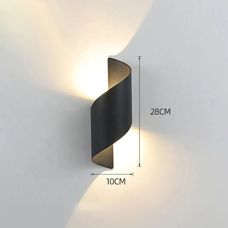 Aura 10W Modern LED Wall Light - MOOAZAA