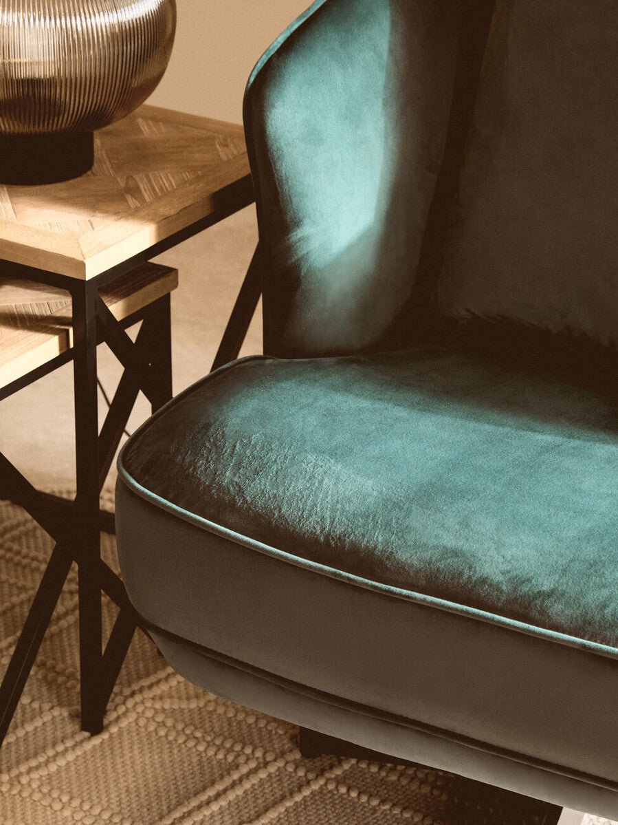Azure Velvet Swivel Chair | Hale - MOOAZAA