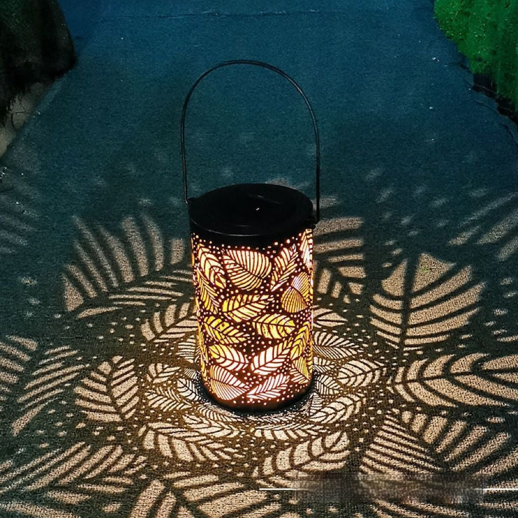 Cross-border Retro Solar Lantern Iron Hollow Storm Lantern Courtyard Decoration Desk Lamp Garden Projection
