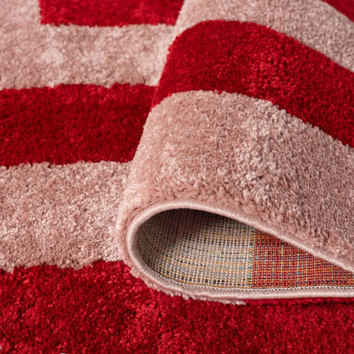 Joli Geometric Red & Pink Rug - MOOAZAA