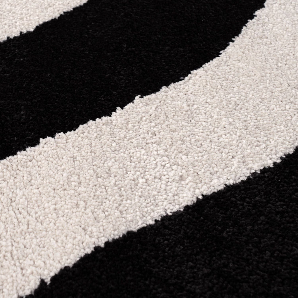 Joli Wave Black & White Rug