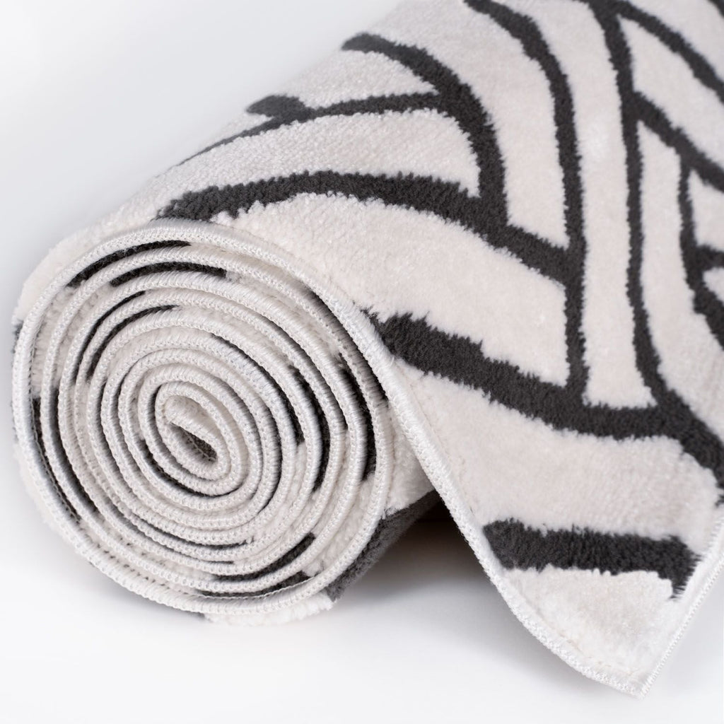Loft Chevron Dark Grey Rug - MOOAZAA