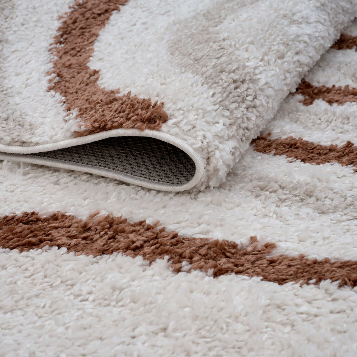 Moodi Shaggy Cream/Terra Sunhaze Rug - MOOAZAA