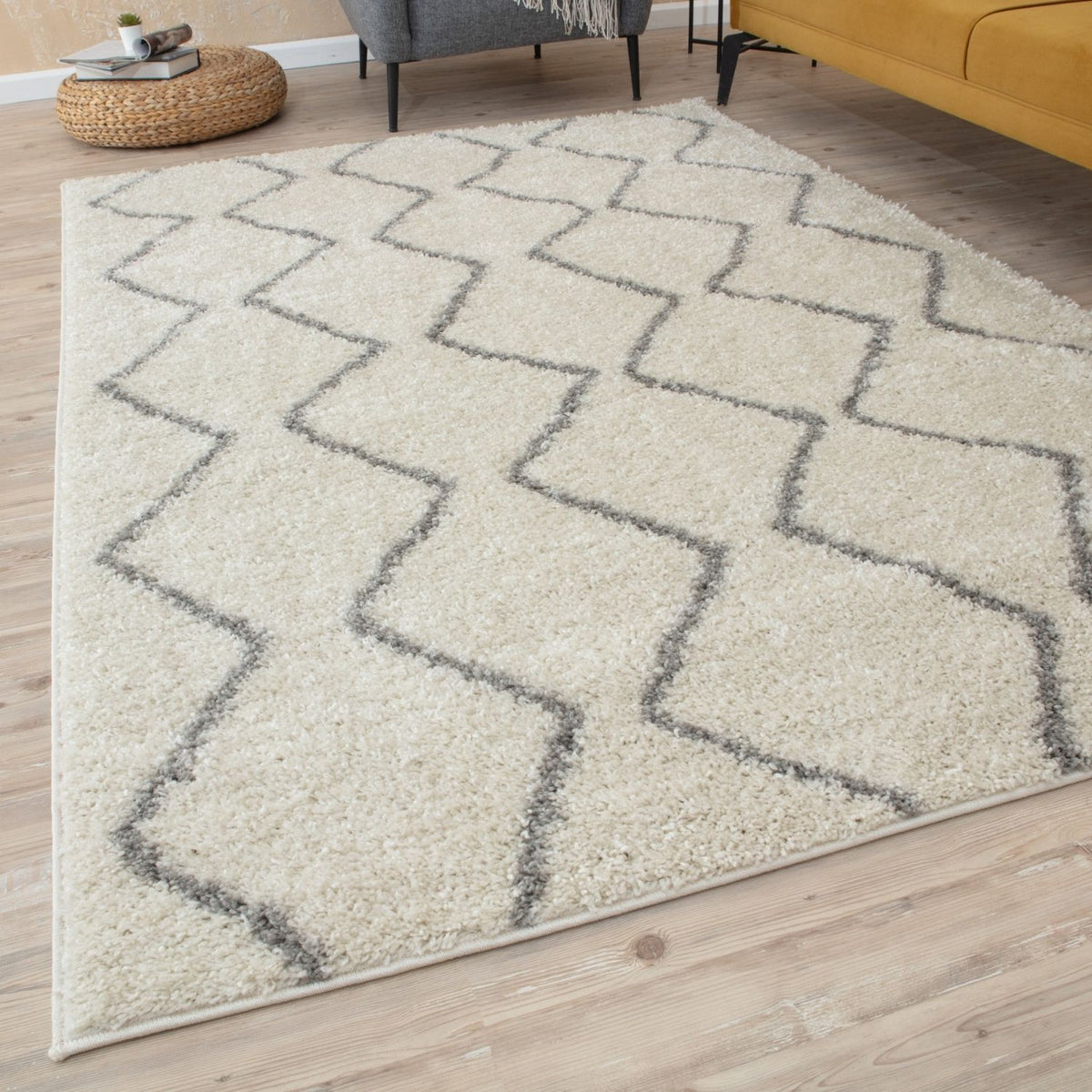 Moroccan Ivory Grey Shaggy Rug | 800 - MOOAZAA
