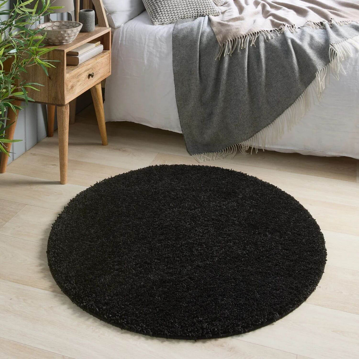 Washable Black Shaggy Rug - MOOAZAA