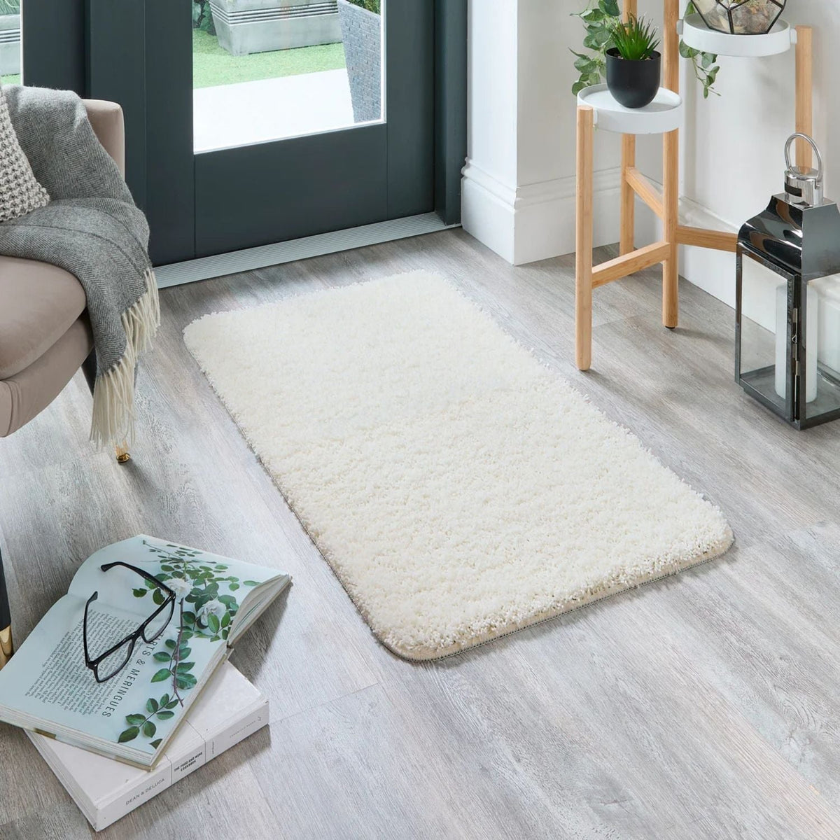 Washable Ghost Ivory Shaggy Rug - MOOAZAA