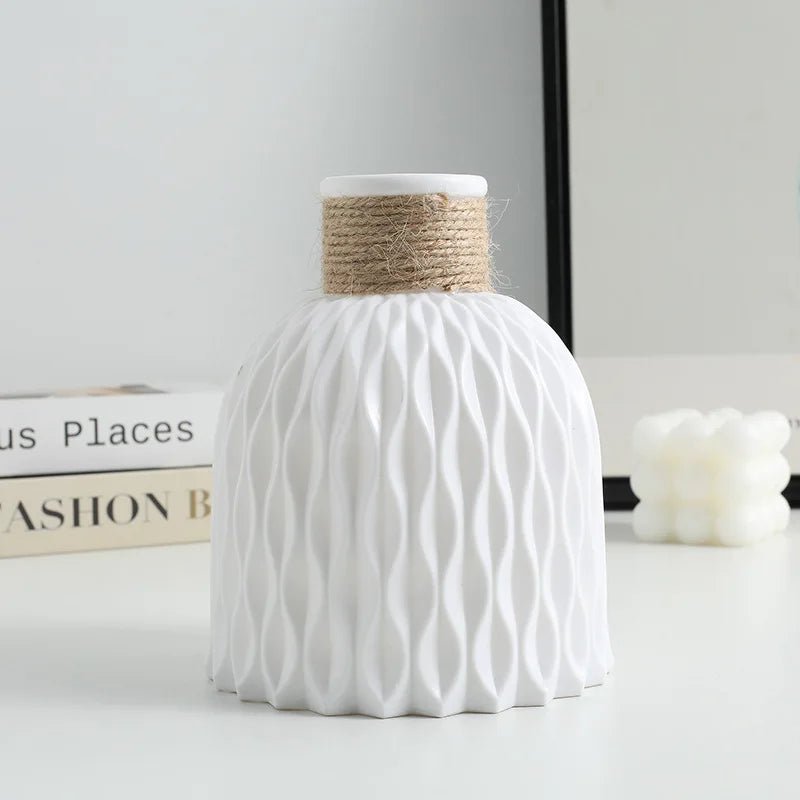 Water Ripple Vase - MOOAZAA